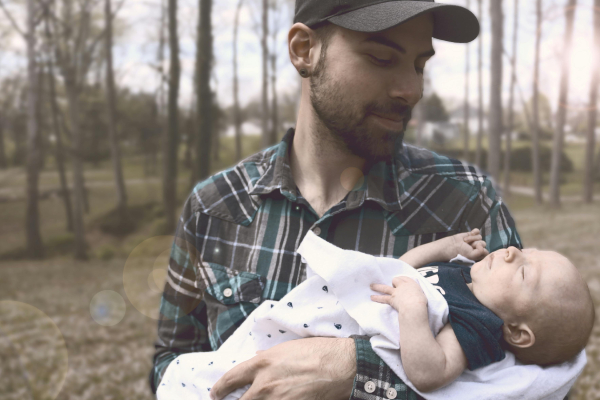 Fotos que muestran el antes y el después de estos hombres al ser padres