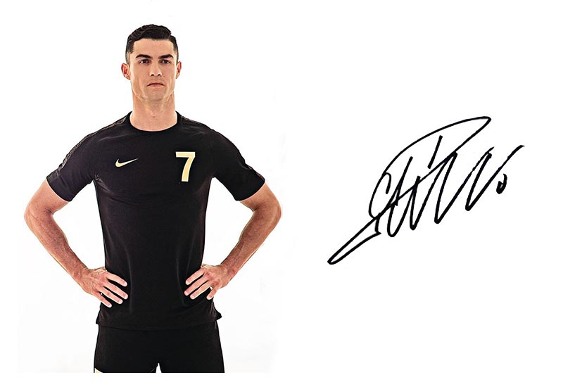 Cristiano Ronaldo y su firma