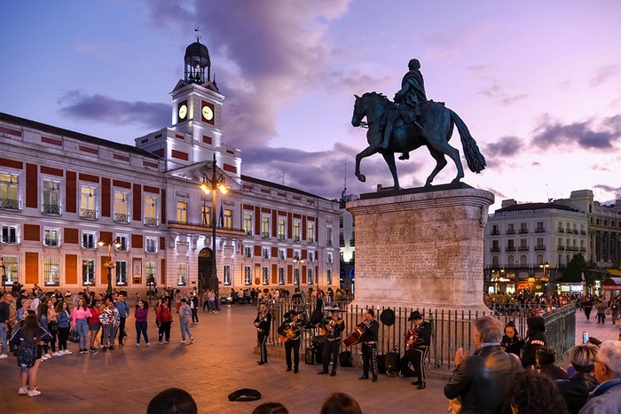 Estos son los mejores sitios para pasar la Nochevieja 2019 Puerta del sol de Madrid