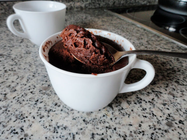 receta de cocina facil bizcocho de chocolate a la taza en microondas