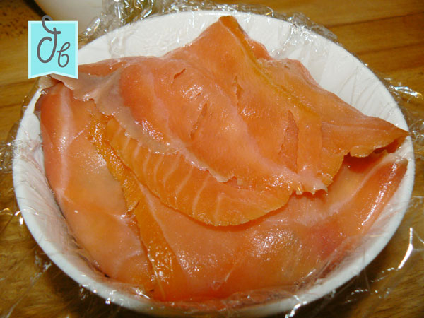 ensalada de salmon y aguacate diferente