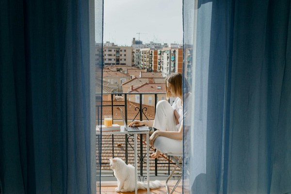 Los conciertos en balcones más emotivos y virales de esta cuarentena