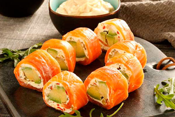 Falsos makis de salmon