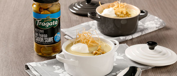 Receta de Vichyssoise de puerros y aceitunas Fragata