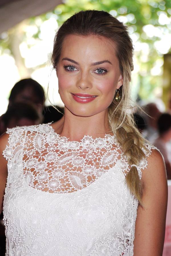 Estos famosos se casaron en una boda secreta Margot Robbie