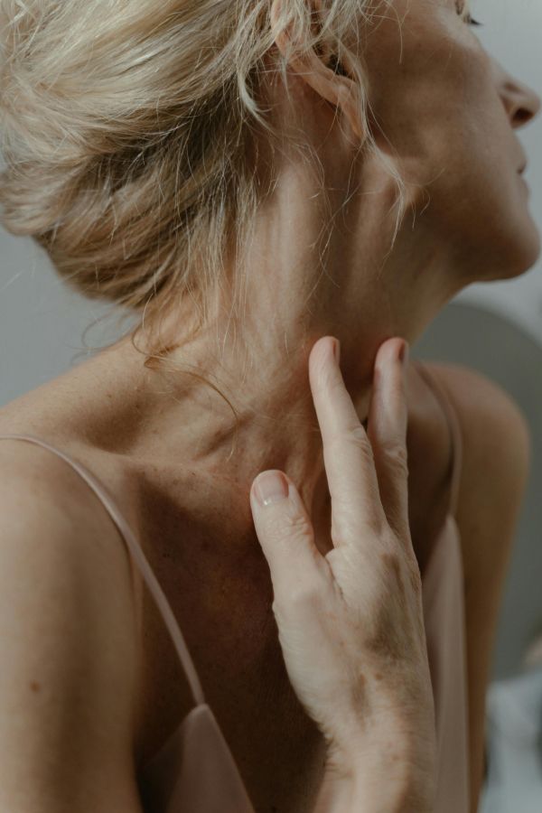 Consejos sencillos para frenar el envejecimiento del cuello