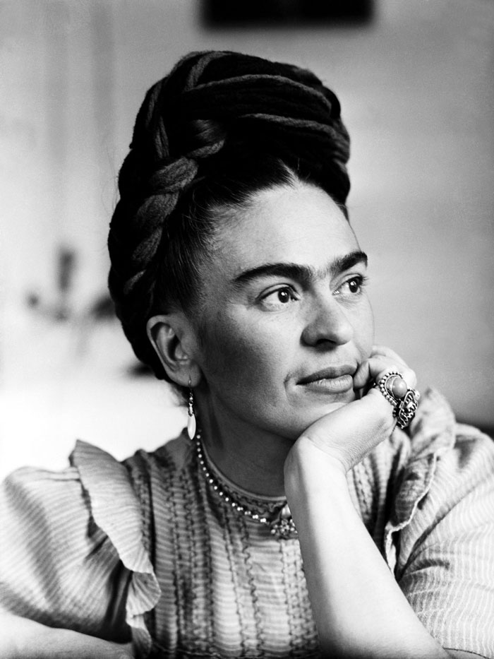 Frida Kahlo mujeres que han hecho historia