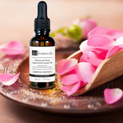 Moroccan Rose Superfood Facial Oil by dr.botanicals en DisfrutaBox Beauty