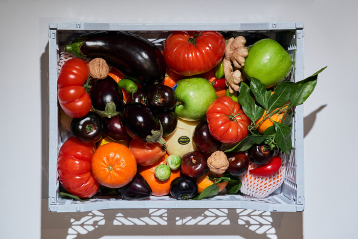 caja de frutas y verduras
