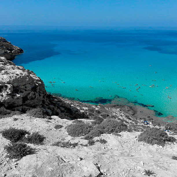 Spiaggia dei Conigli Italia una de las playas más bonitas del mundo