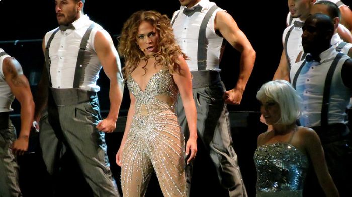 Hábitos de famosas de +50 que te harán sentir mejor Jennifer Lopez