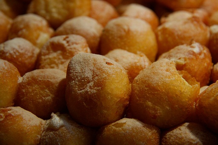 Cómo hace Buñuelos de Viento, otro de los postres típicos de Todos los Santos