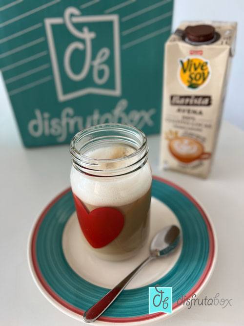 Aprende a hacer un Vainilla Café Latte, el café viral en casa y en unos minutos