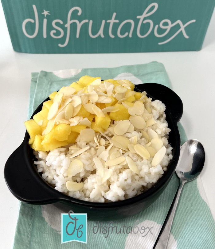 Aprende a hacer Sticky Rice con mango y almendras... con tu arroz redondo de siempre