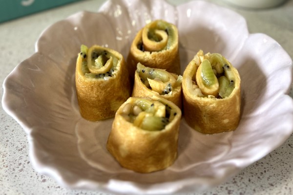 Prueba este Wrap dulce de Tortilla con Kiwi y queso