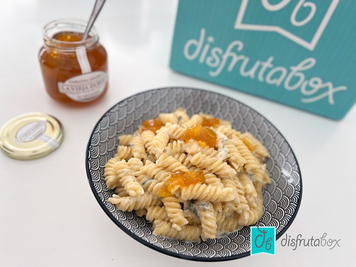 CÓMO HACER PASTA CON QUESO GORGONZOLA Y MERMELADA DE NARANJA AMARGA: CÓMO HACER PASTA CON QUESO GORGONZOLA Y MERMELADA DE NARANJA AMARGA: 