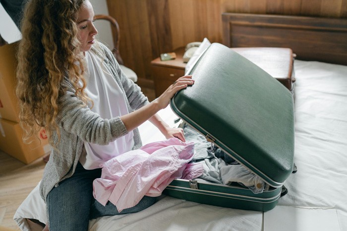 ¿Cuáles son los objetos prohibidos en el avión? Descubre qué no puedes llevar en tu equipaje de mano y en el facturado