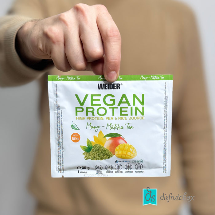 Weider Vegan Protein de Mango Matcha, Fresa o Cookies