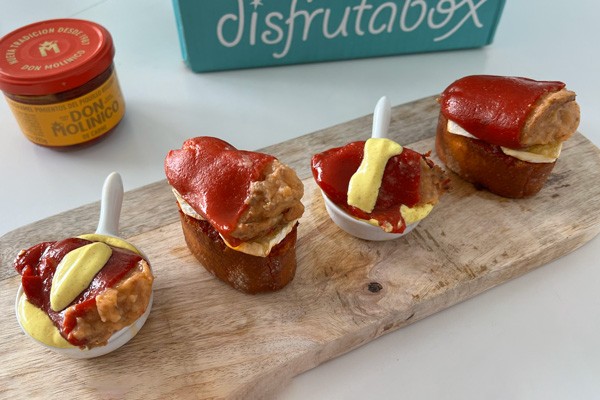 Aperitivos de pimientos de piquillo rellenos que tendrás listos en minutos