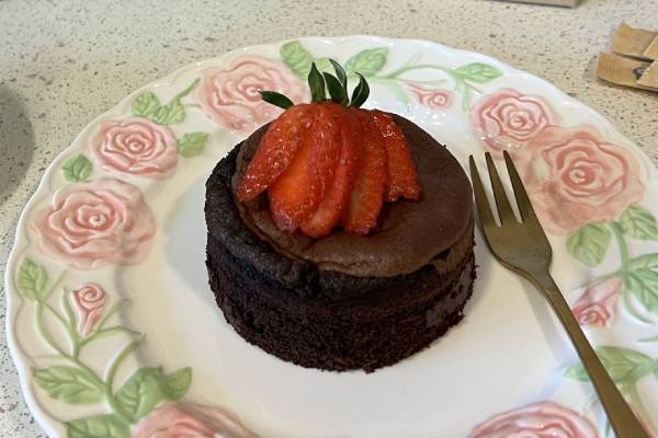 El volcán de chocolate saludable más delicioso que vas a probar